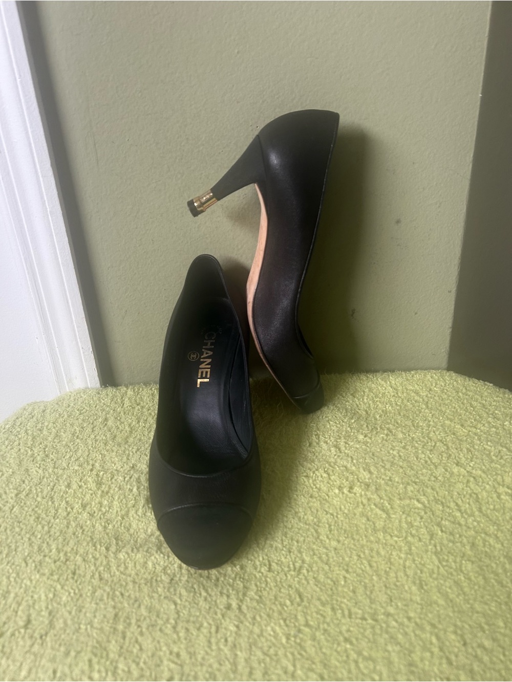 CHANEL Black Leather Mid Heel Pumps with Goldtone Heels Accent